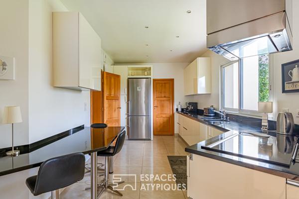 Rare : demeure familiale d’exception et son jardin intime