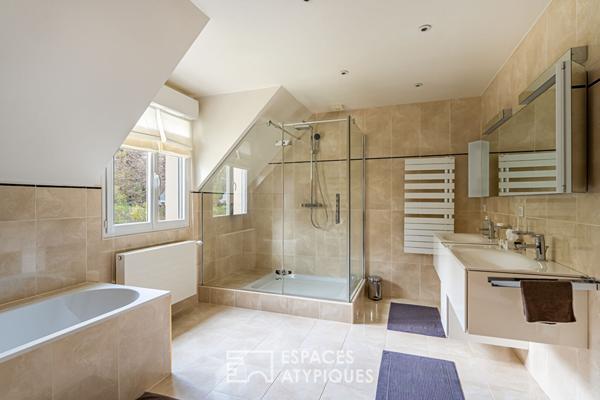 Rare : demeure familiale d’exception et son jardin intime