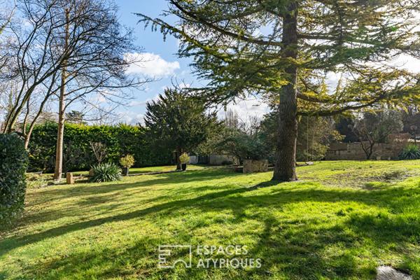 Rare : demeure familiale d’exception et son jardin intime