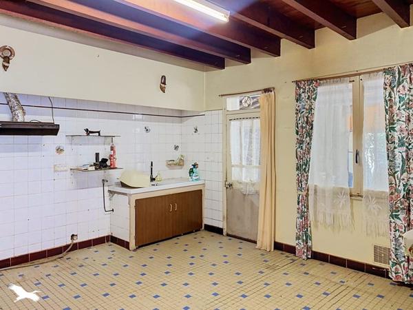 Maison à vendre 265 500 € Fronton 5 p 113 m² DPE D