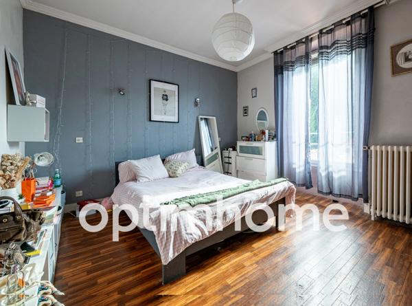 Maison des années 30 à vendre - 5 pièces - VENEUX LES SABLONS (77)