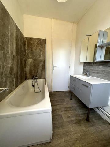 MAISON À BEAU POTENTIEL PROCHE NEVERS