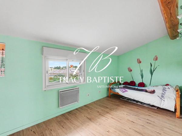 Villa familiale 5 chambres avec parc arboré de plus de 2 500 m²