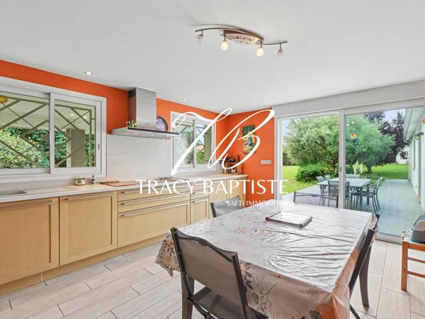 Villa familiale 5 chambres avec parc arboré de plus de 2 500 m²