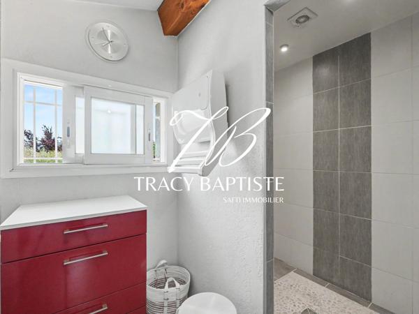 Villa familiale 5 chambres avec parc arboré de plus de 2 500 m²