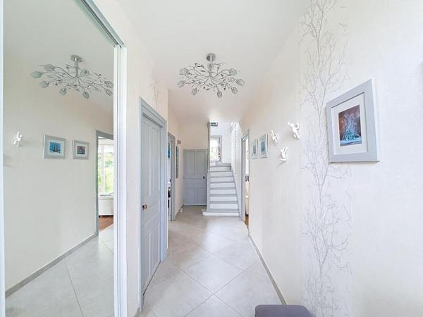 HENNEBONT : Maison de maître rénovée – Charme, élégance et confort