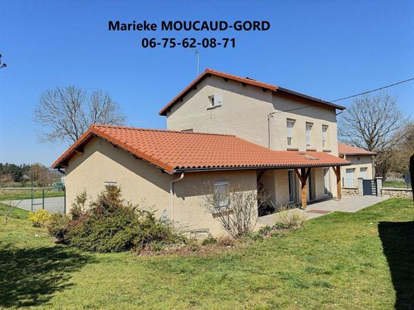 **EXCLUSIVITE**LES VILLETTES 43600 Maison 154 m² 4 chambres sur 9 000 m² terrain attenant