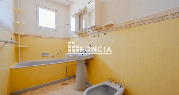 À vendre Appartement 4 pièces 109.92 m² - Carqueiranne 83320