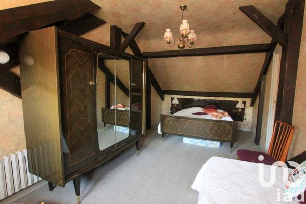 Maison 4 pièces de 97 m² à Le Bugue (24260)