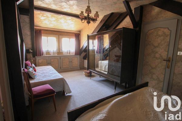 Maison 4 pièces de 97 m² à Le Bugue (24260)