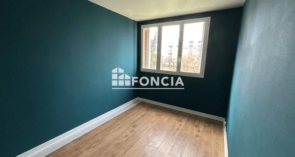 Location Appartement 4 pièces 68.39 m² - Dreux 28100