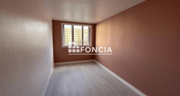 Location Appartement 4 pièces 68.39 m² - Dreux 28100