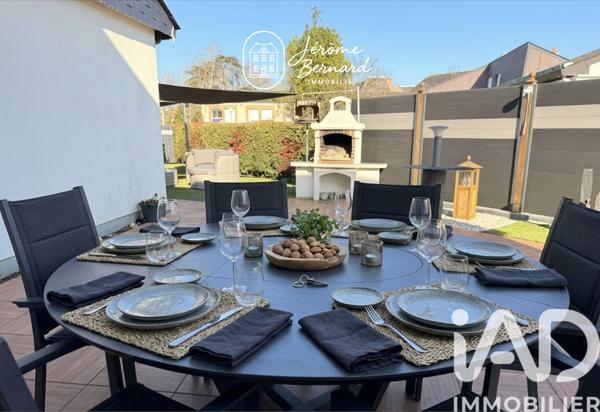 Maison à vendre 6 pièces 136 m² Saint-Barthélemy-d'Anjou