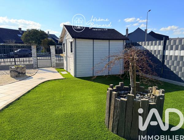 Maison à vendre 6 pièces 136 m² Saint-Barthélemy-d'Anjou