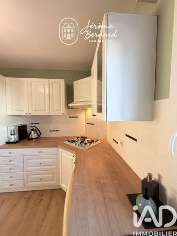 Maison à vendre 6 pièces 136 m² Saint-Barthélemy-d'Anjou