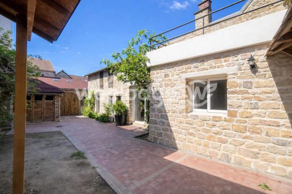 Maison à vendre 5 pièces de 235 m² à Ecquevilly