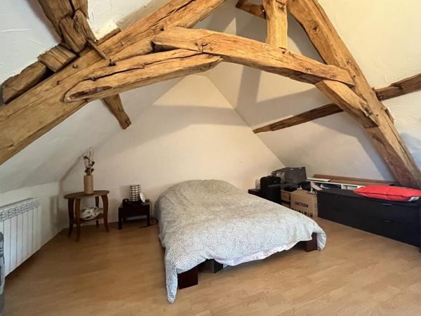 Maison à vendre 81 360 € Quincy 5 p 102 m² DPE D