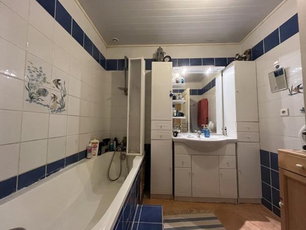 Maison à vendre 81 360 € Quincy 5 p 102 m² DPE D