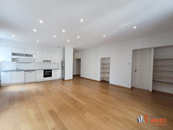 Très bel appartement en hyper centre avec parking balcon et ascenseur