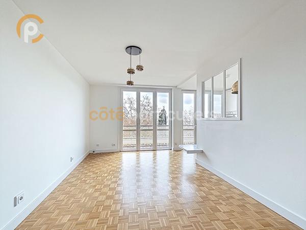 Vente Appartement82 m² - 4 Pièces - PARIS (75012)