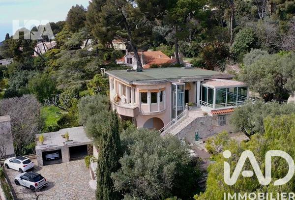 Maison à vendre 8 pièces 275 m² Toulon