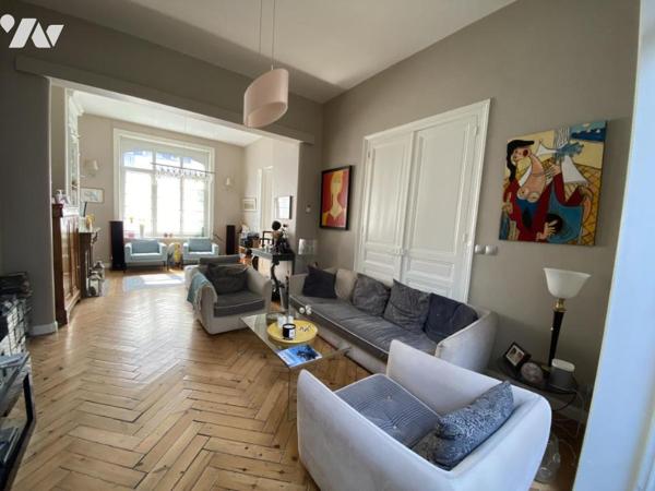 A vendre LILLE Vauban-Cormontaigne Maison bourgeoise avec garage et jardin