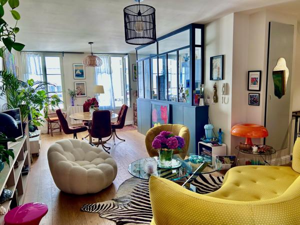 bdx centre,duplex, traversant,calme,lumieux,terrasse