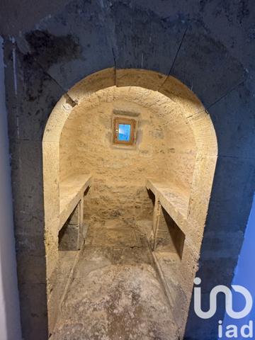 Maison rustique 10 pièces de 295 m² à Figeac (46100)