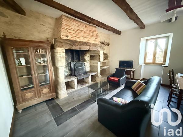 Maison rustique 10 pièces de 295 m² à Figeac (46100)