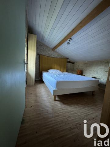 Maison rustique 10 pièces de 295 m² à Figeac (46100)