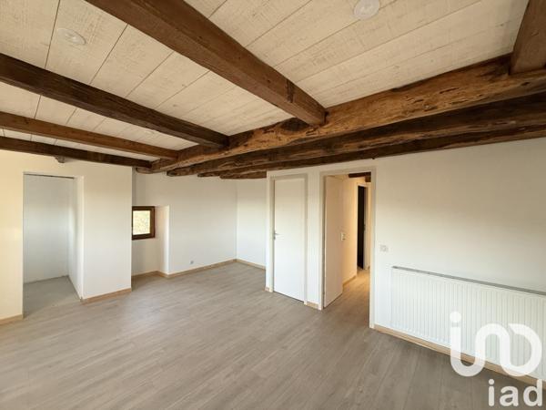 Maison rustique 10 pièces de 295 m² à Figeac (46100)