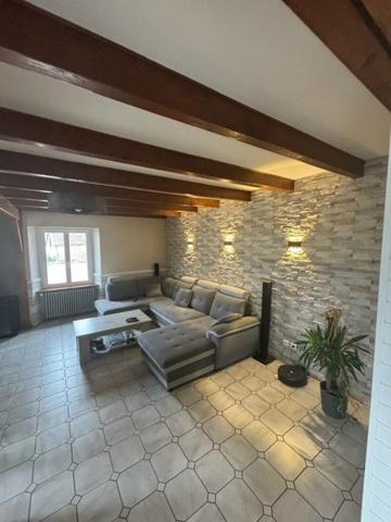 Maison mitoyenne 1 côté Valentigney 112 m²