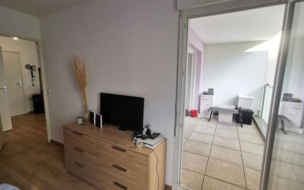 Appartement à vendre    2 pièces • 41 m2 Vénissieux