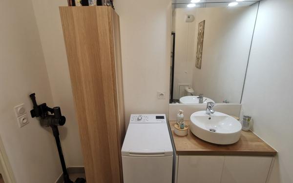 Appartement à vendre    2 pièces • 41 m2 Vénissieux