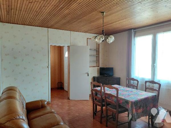 CHALLANS - MAISON 3 PIECES - TERRAIN 800 M²