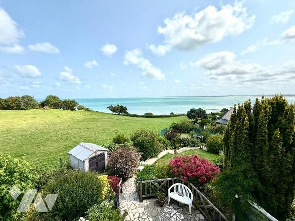 Propriété d'exception - Vue Mer sur la baie du Mont Saint -Michel : Située dans le quartier pré...
