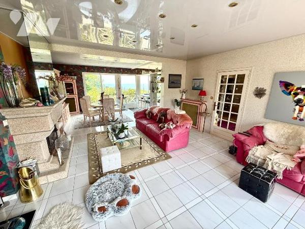 Propriété d'exception - Vue Mer sur la baie du Mont Saint -Michel : Située dans le quartier pré...