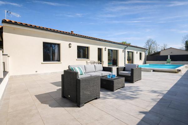 Maison contemporaine de plain-pied avec piscine et parc arboré – Trois-Palis Détails des diagnostics énergétiques