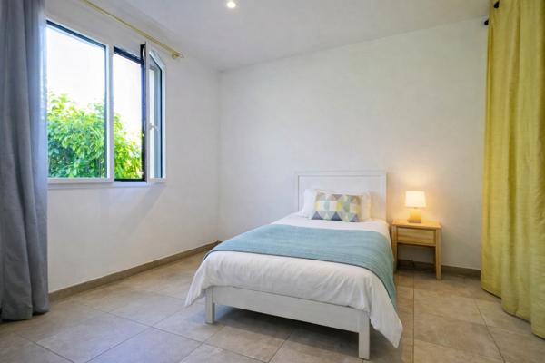 Maison contemporaine de plain-pied avec piscine et parc arboré – Trois-Palis Détails des diagnostics énergétiques