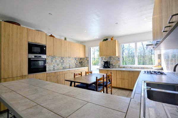 Maison contemporaine de plain-pied avec piscine et parc arboré – Trois-Palis Détails des diagnostics énergétiques