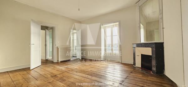 ANGOULEME "LE PLATEAU" - MAISON DE VILLE DE 7 PIECES PRINCIPALES AVEC JARDIN ET CAVE