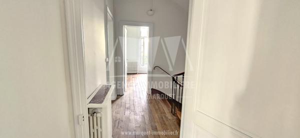ANGOULEME "LE PLATEAU" - MAISON DE VILLE DE 7 PIECES PRINCIPALES AVEC JARDIN ET CAVE