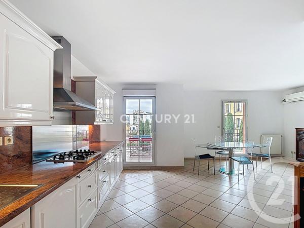 Appartement F3 à vendre  3 pièces - 67,43 m2 AUBAGNE - 13