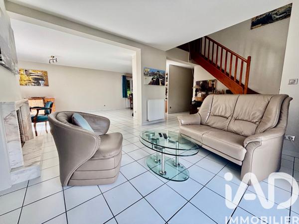 Maison à vendre 6 pièces 150 m² Bréchamps
