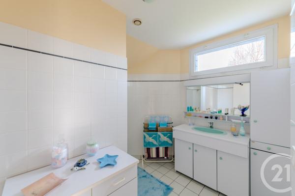 Maison à vendre  6 pièces - 211,48 m2 VERN SUR SEICHE - 35