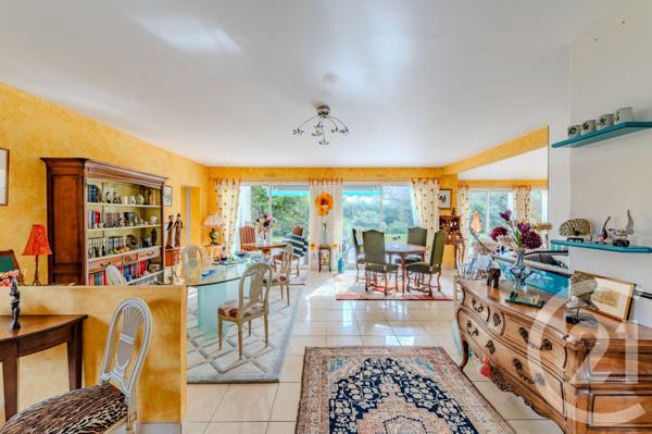 Maison à vendre  6 pièces - 211,48 m2 VERN SUR SEICHE - 35