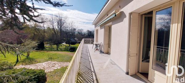 Maison traditionnelle 10 pièces de 240 m² à Brou (28160)