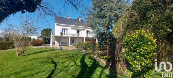 Maison traditionnelle 10 pièces de 240 m² à Brou (28160)