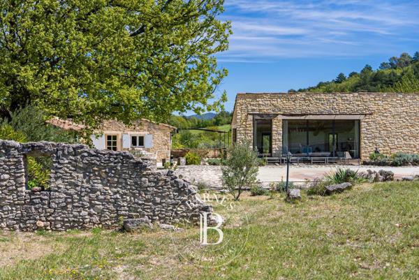 Céreste-en-Luberon, Maison 5 Chambres -  240 m² à vendre