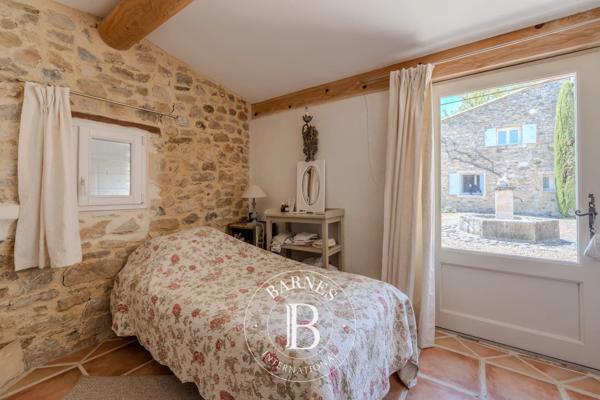 Céreste-en-Luberon, Maison 5 Chambres -  240 m² à vendre